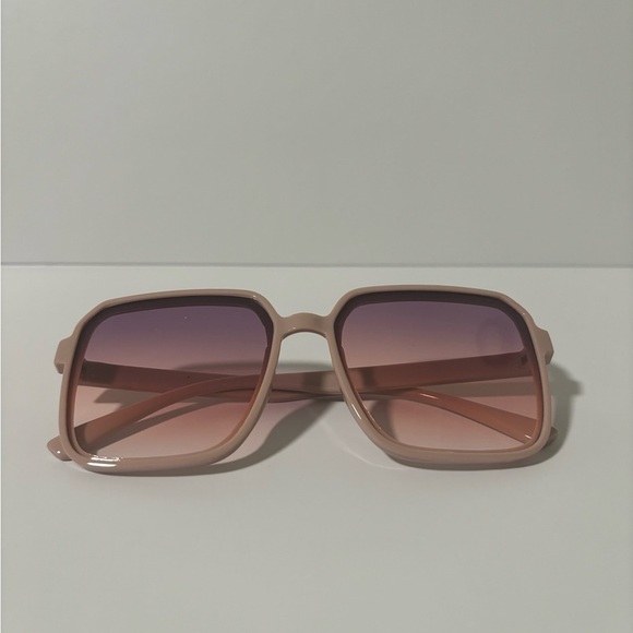 Accessories - Pink Oversized Square Sunglasses with Gradient Lenses